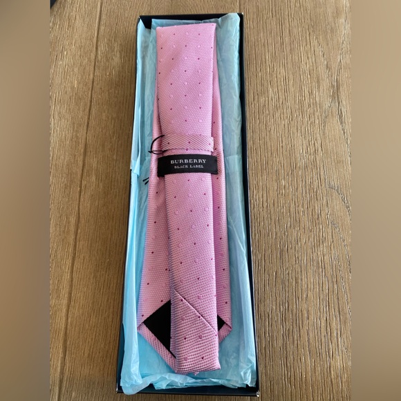 Burberry Necktie NWT - Picture 5 of 6